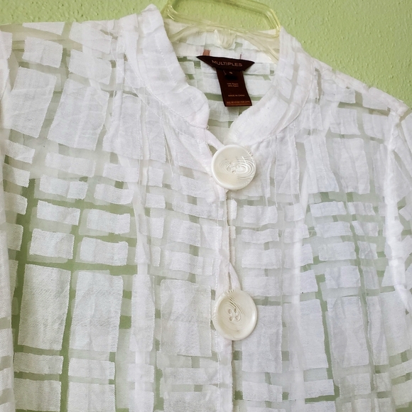 Multiples White Semi Sheer 3/4 sleeve light jacket marble buttons size Small - Picture 4 of 8